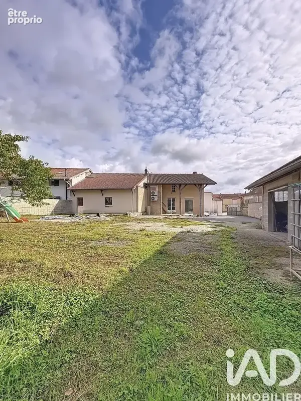 Photo 1 - Maison à COUVROT