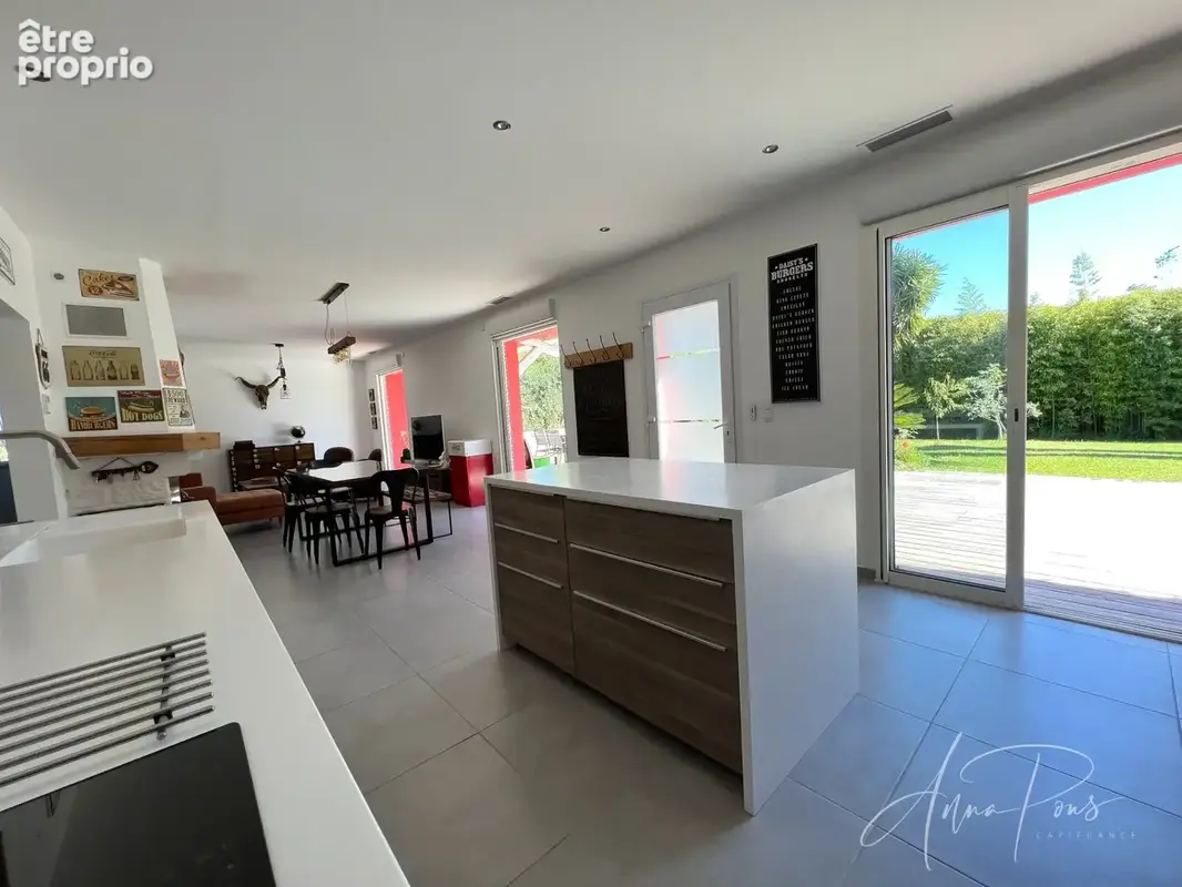 Dpt Var (83), à vendre HYERES Villa sans vis à vis- 1000m² de terrain - 3 chambres  - piscine - jardin - GARAGE - photo 56