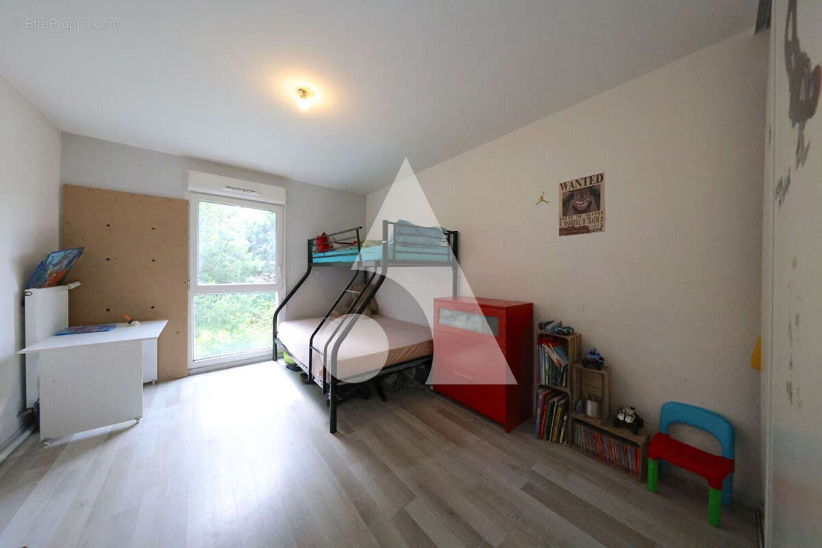 Appartement à CORBEIL-ESSONNES