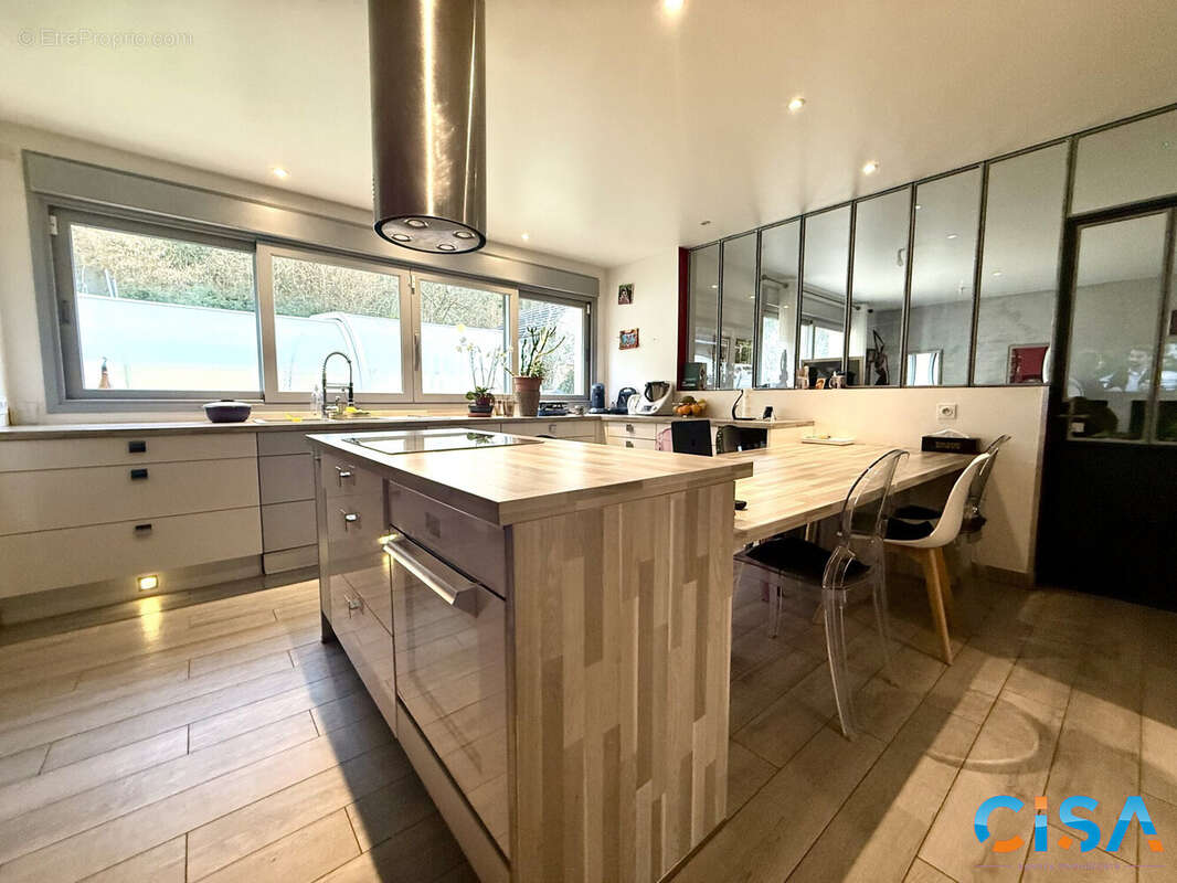 Maison à RONQUEROLLES