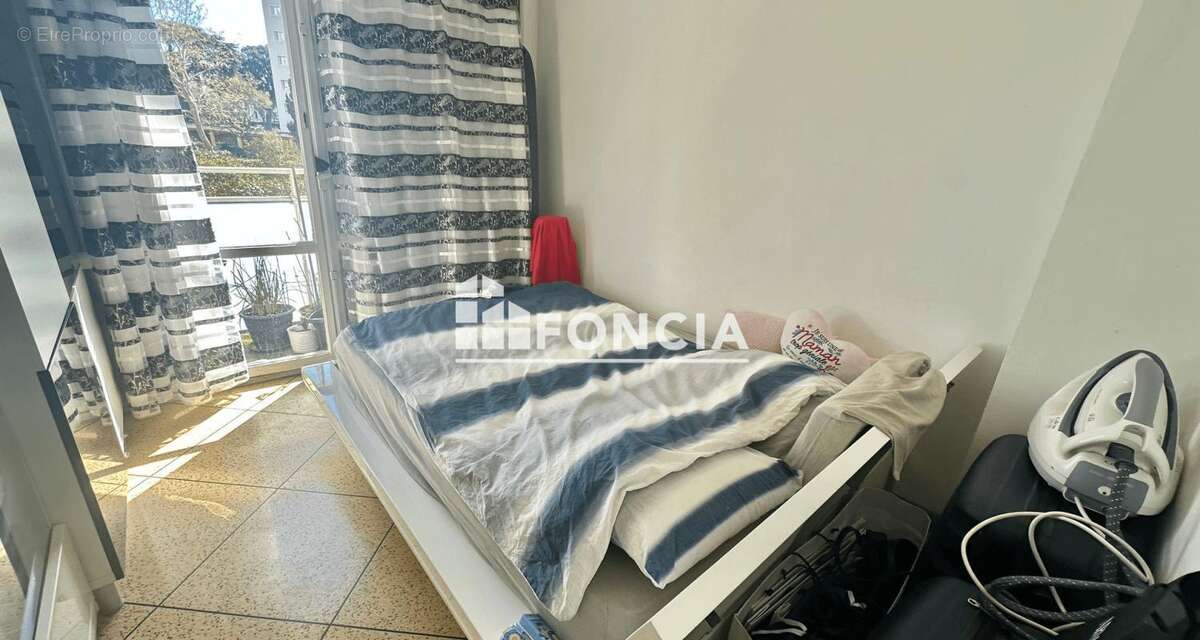 Appartement à MARSEILLE-9E