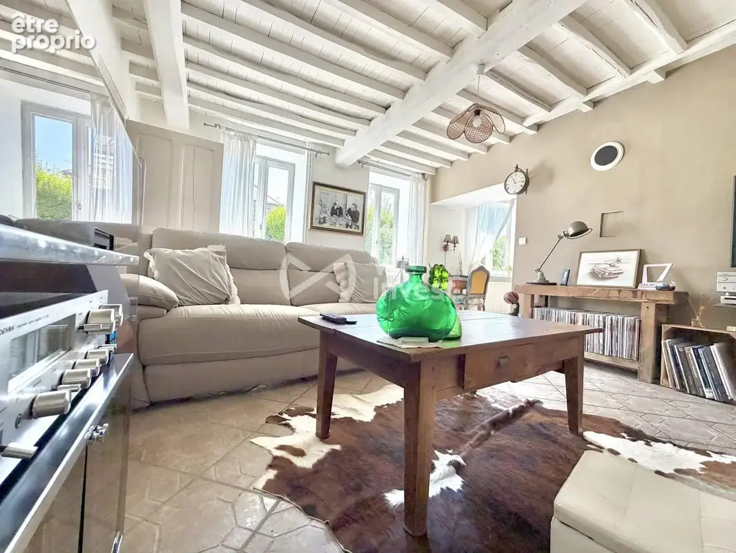 Maison 6 pièces 200 m² à vendre à Thuret (63260) - photo 2