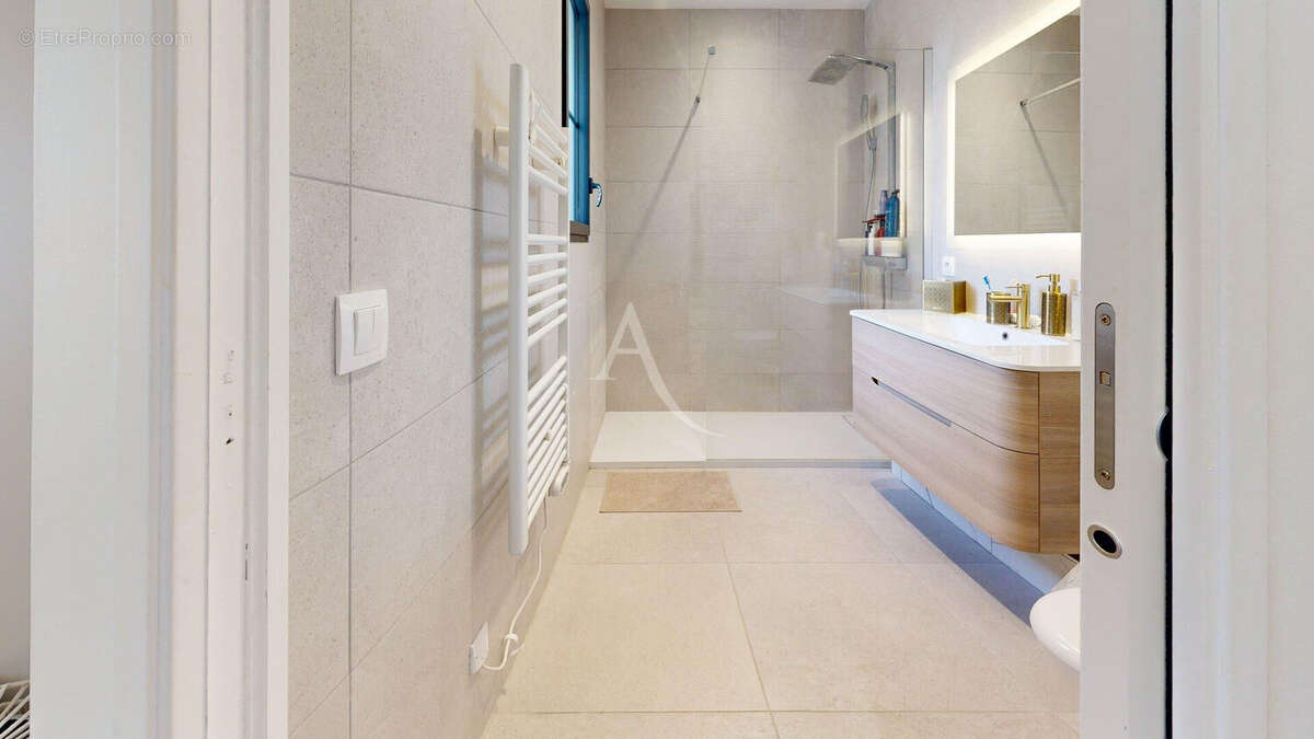 Maison à COURDIMANCHE