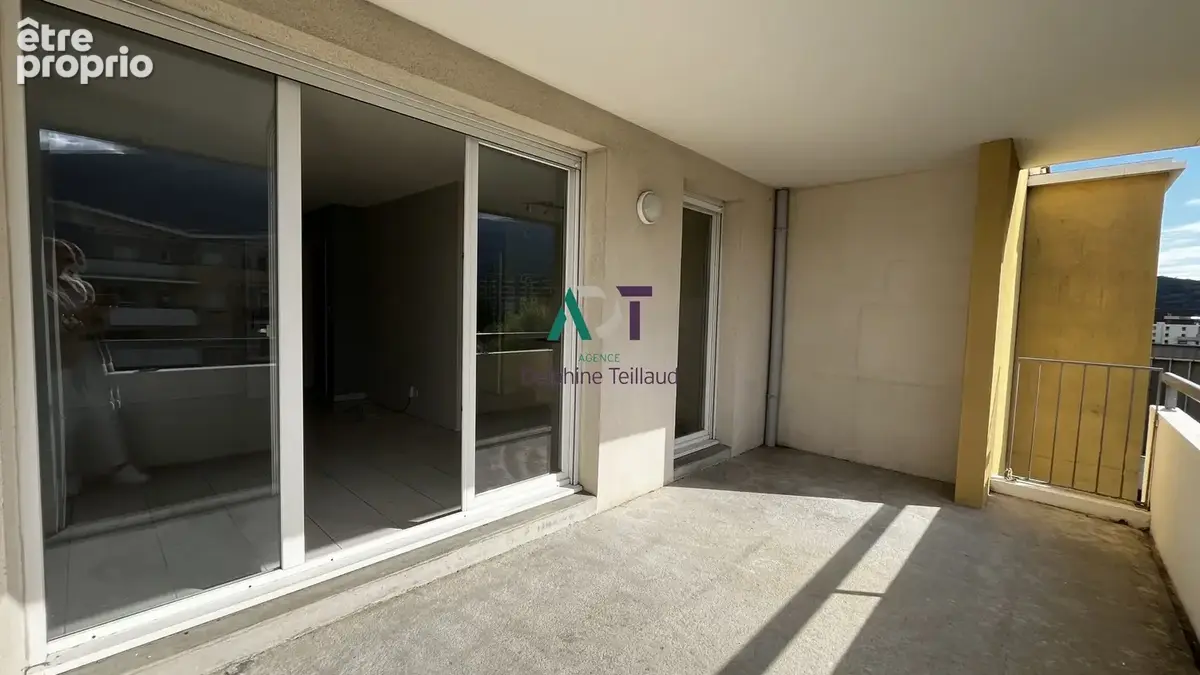 Appartement 3 pièces 79 m² à vendre à Echirolles (38130) - photo 3