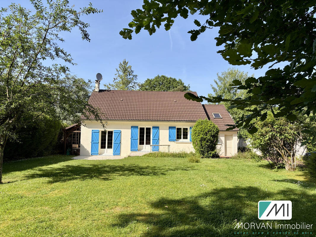 Maison à LEVIS-SAINT-NOM