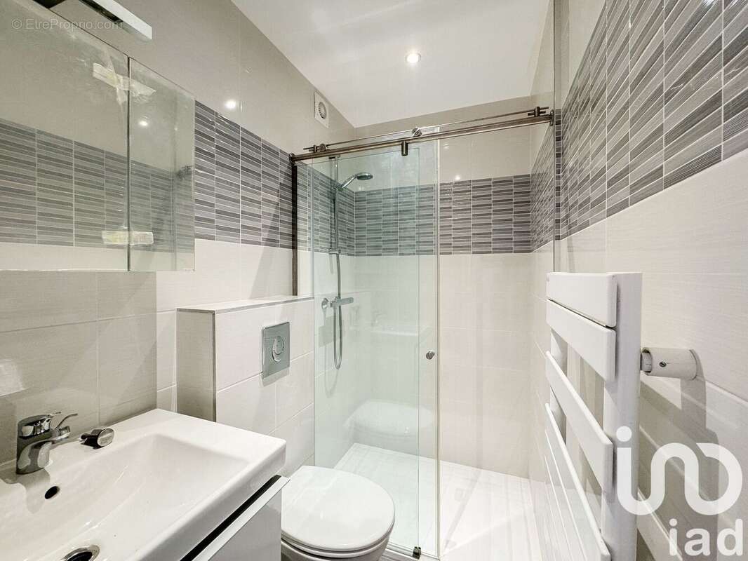 Photo 6 - Appartement à SAINT-MAUR-DES-FOSSES