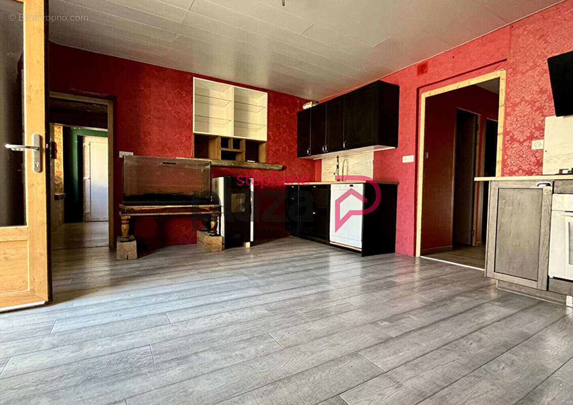 Appartement à FONCINE-LE-BAS