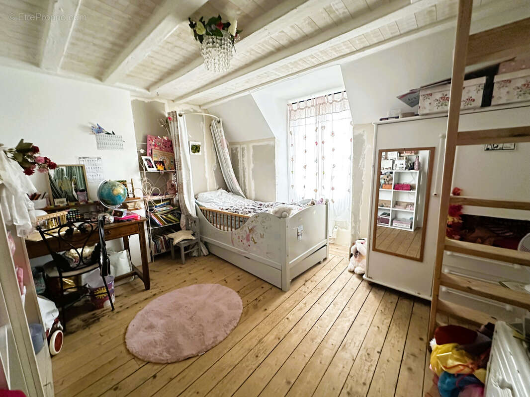 Maison à AUNAY-SOUS-AUNEAU