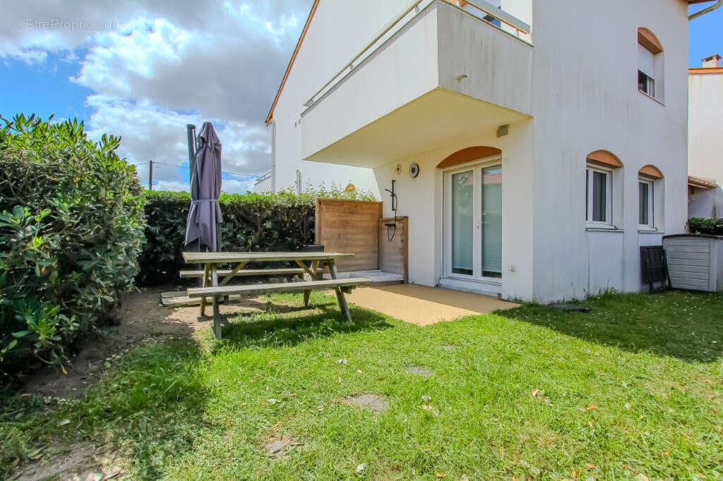 Exclusivite- anglet chambre d'amour - beau t2 avec terrasse et jardin - photo 3