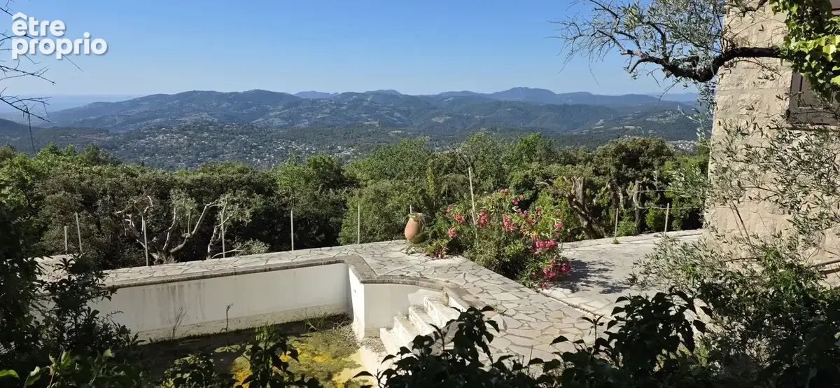 Spéracèdes : Villa avec vue mer panoramique et permis de construire accordé pour une extension d'exception - photo 2