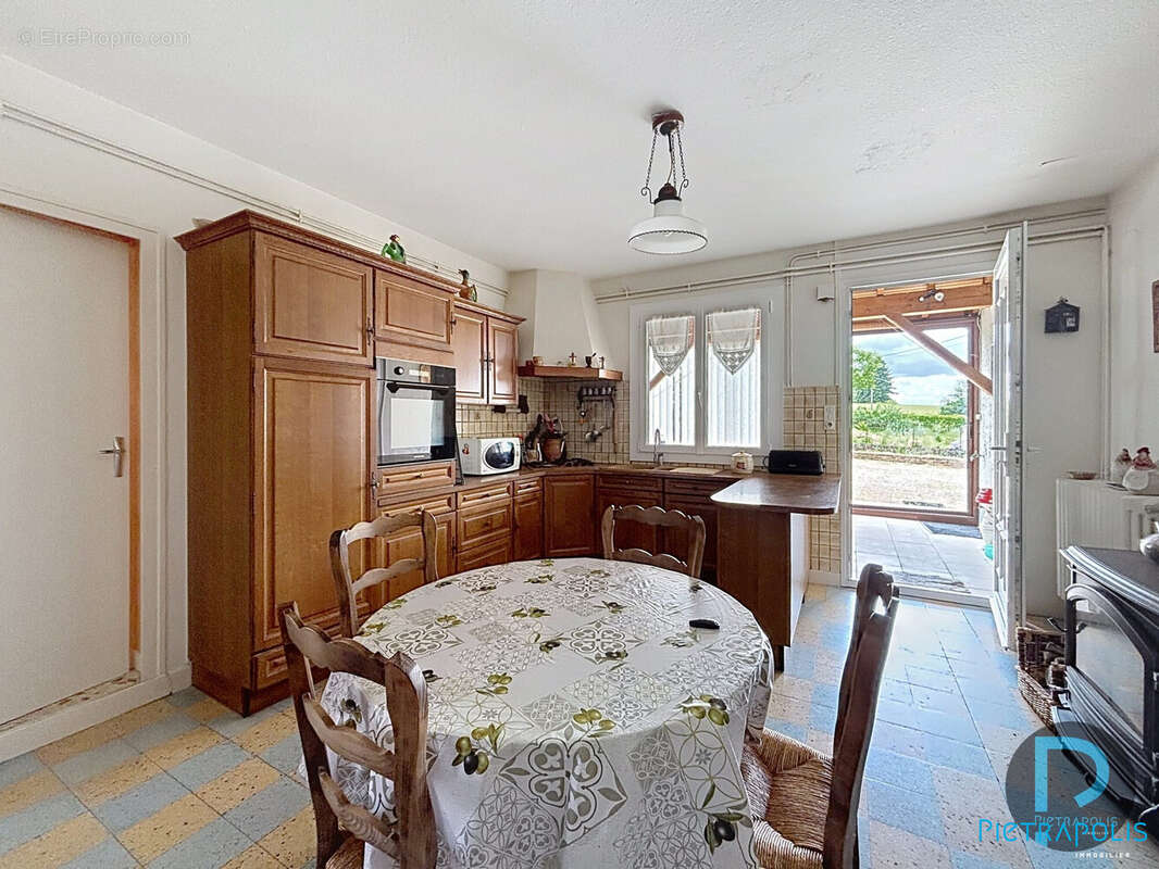 Maison à VONNAS