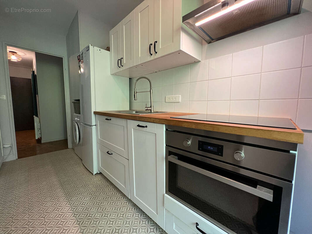 Appartement à SAINT-JEAN-DE-BRAYE