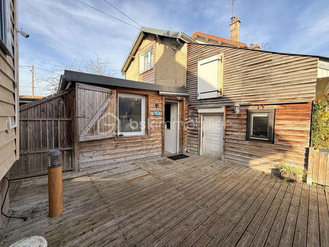 Maison à CHAMPAGNE-SUR-SEINE