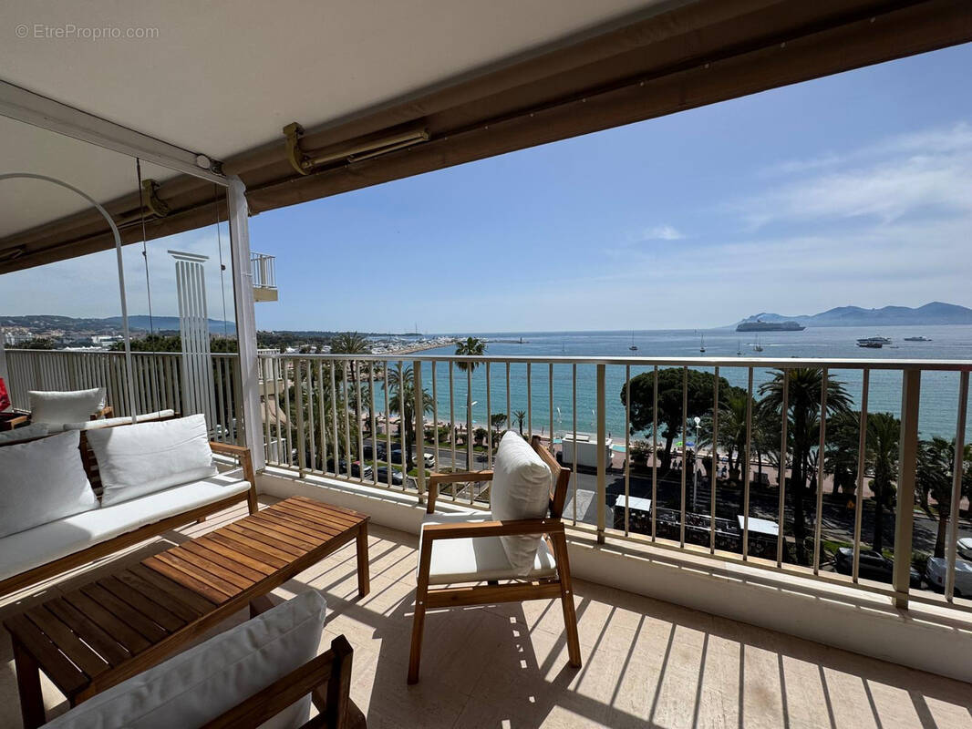 Appartement à CANNES