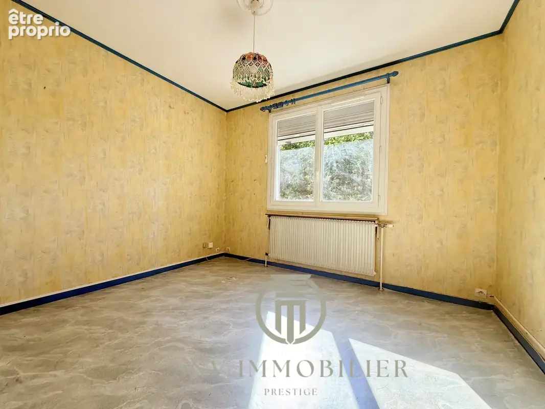 Maison 4 chambres, grande  pièce de vie avec terrasse, garage, cave et grand jardin dans un quartier résidenti - photo 10