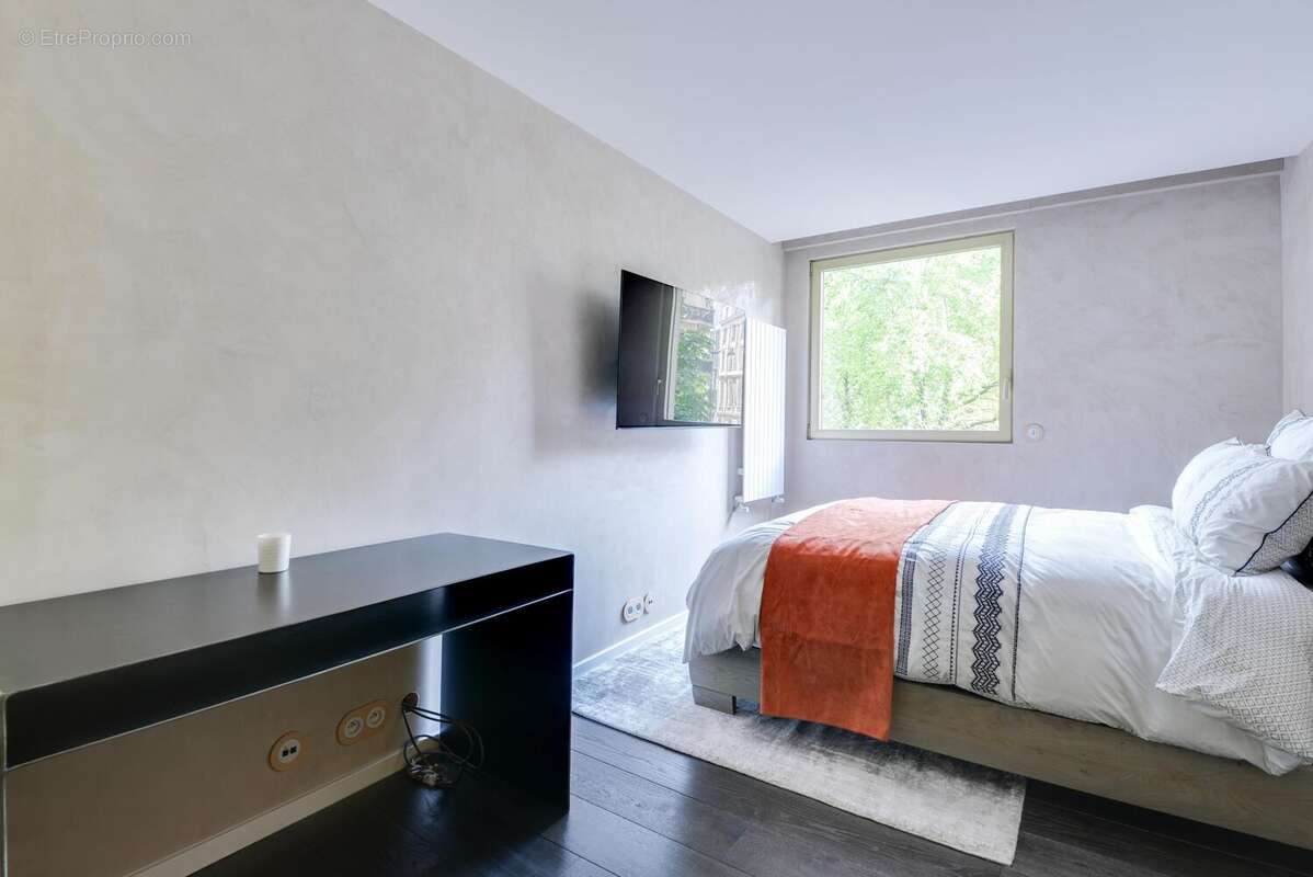 Photo 7 - Appartement à PARIS-8E