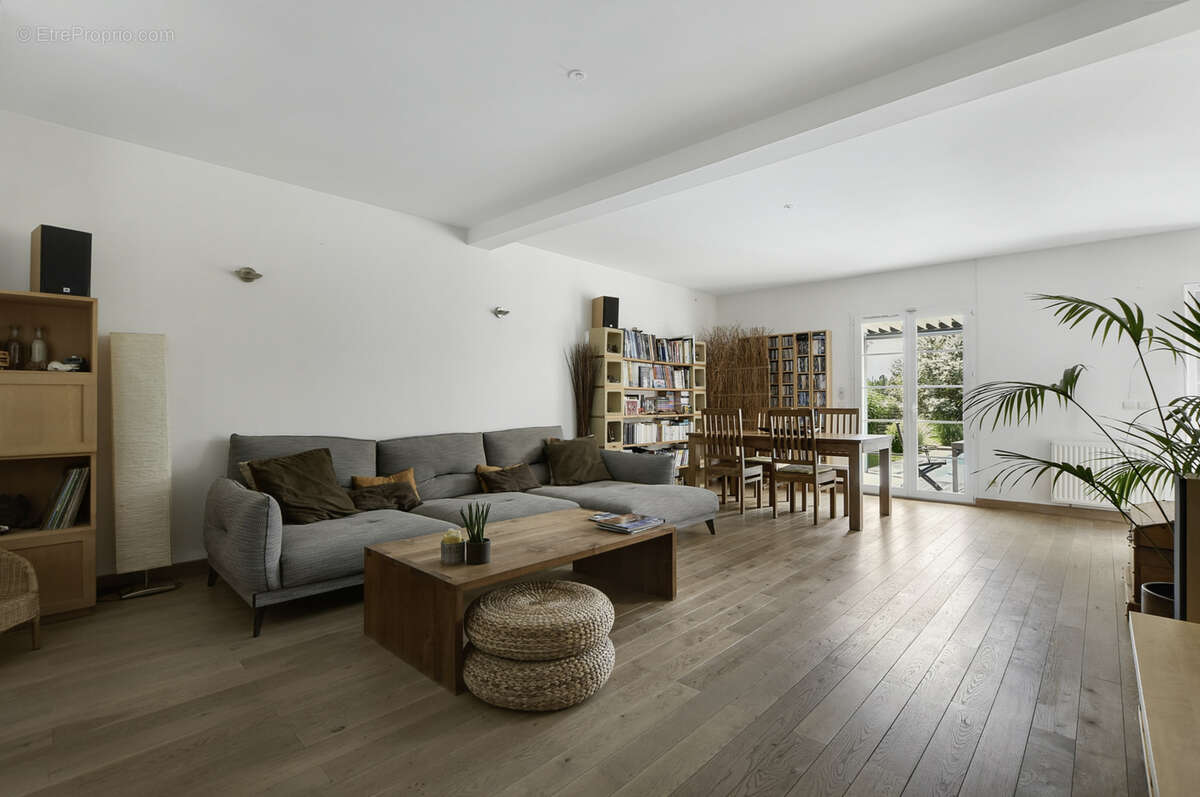 Maison à SAINT-GENIES-BELLEVUE