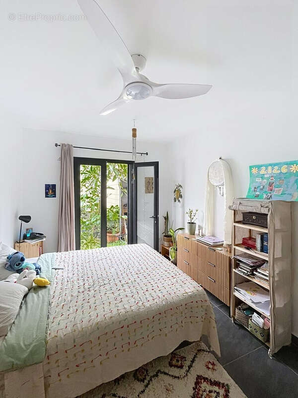 Appartement à LES AVIRONS