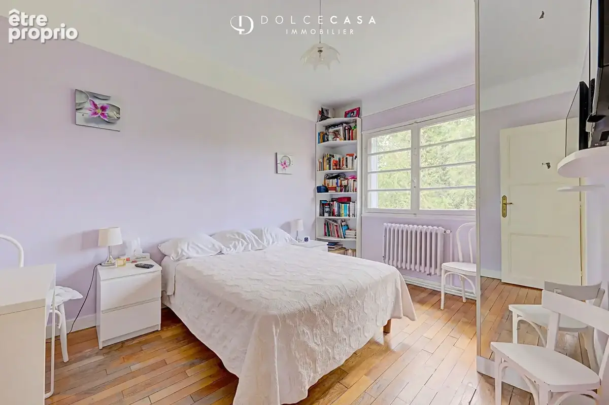 Maison familiale .Quartier Foch .Terrain 1 260 m² . 3 chambres . Sous-sol total - photo 8