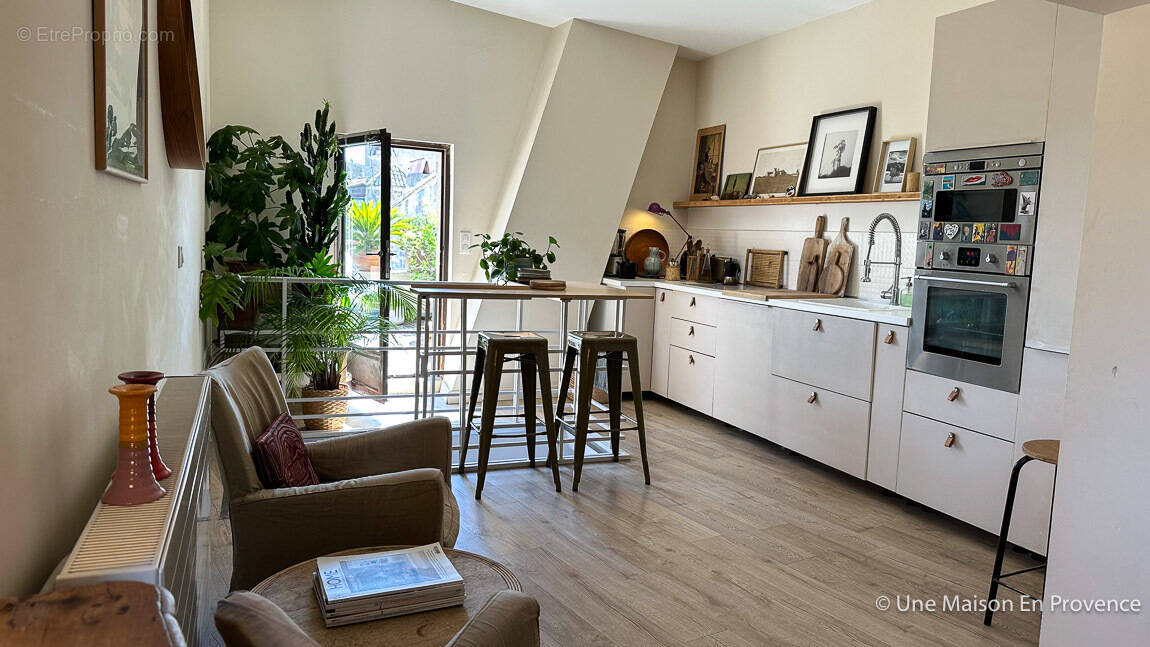 Duplex avec studio attenant et terrasse à Uzes - photo 2