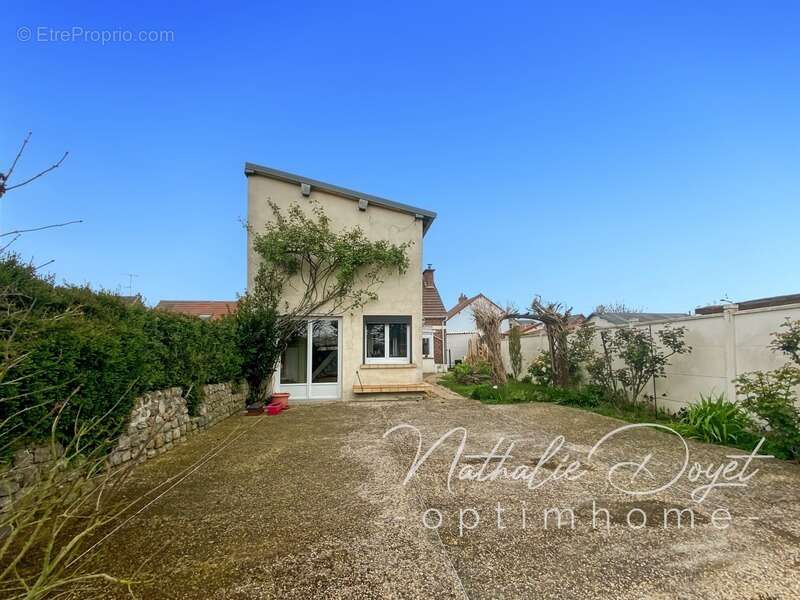 Maison à TERGNIER