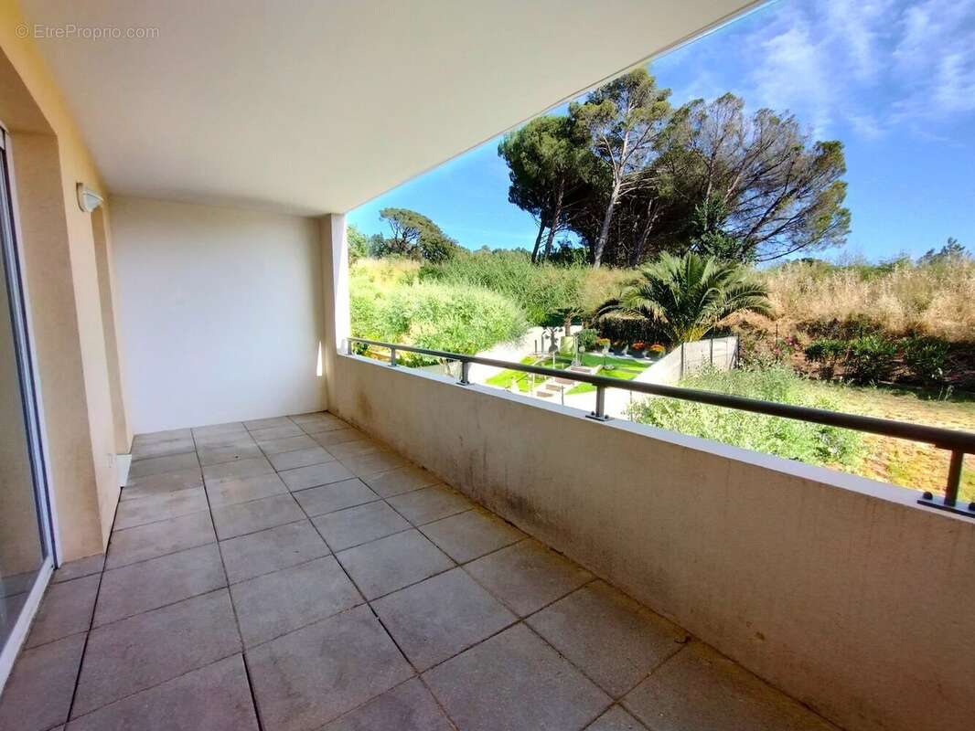 Appartement à FREJUS