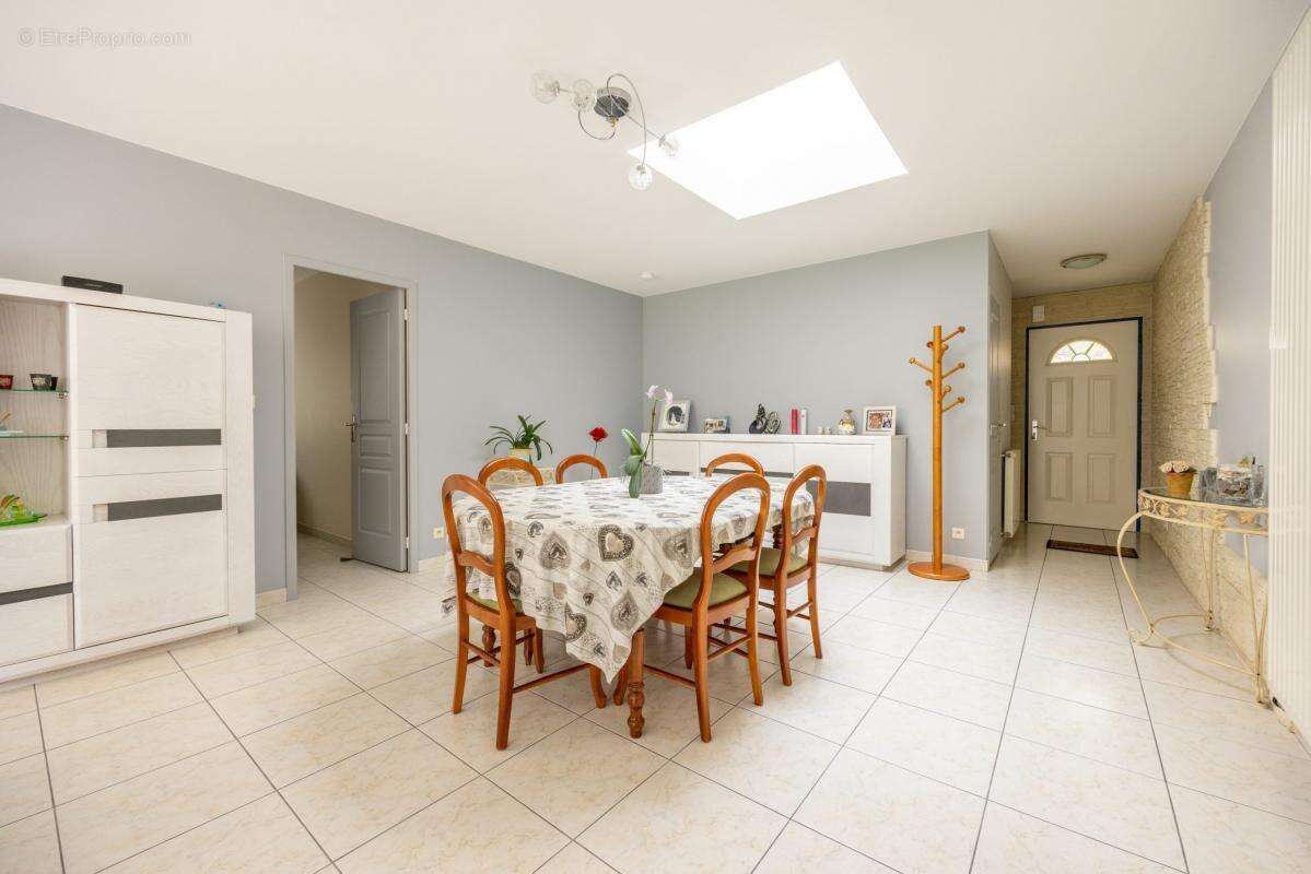 Maison à LES SORINIERES