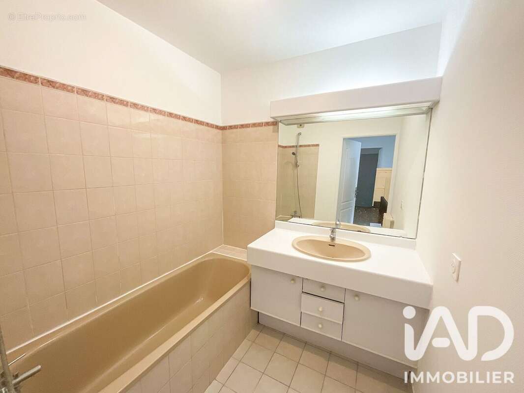 Photo 8 - Appartement à POISSY
