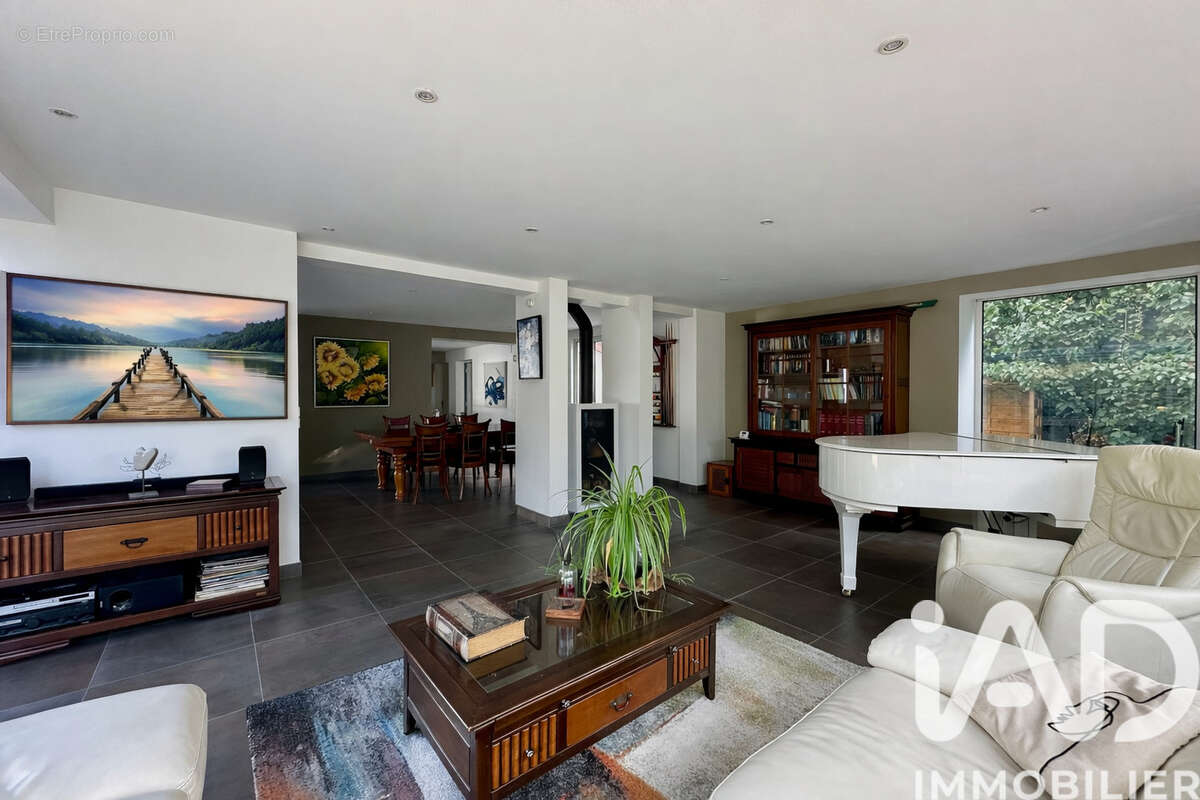 Photo 3 - Maison à SUCY-EN-BRIE