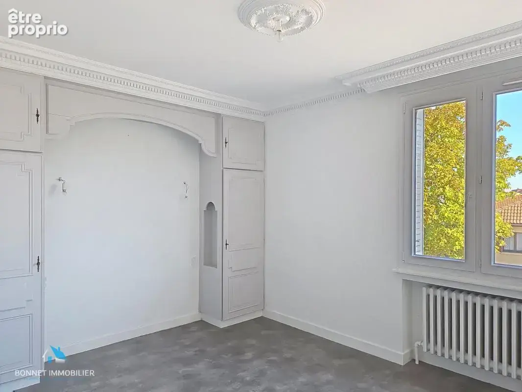 Appartement  de caractère type T3 - 2 chambres - Beaux volumes - photo 14