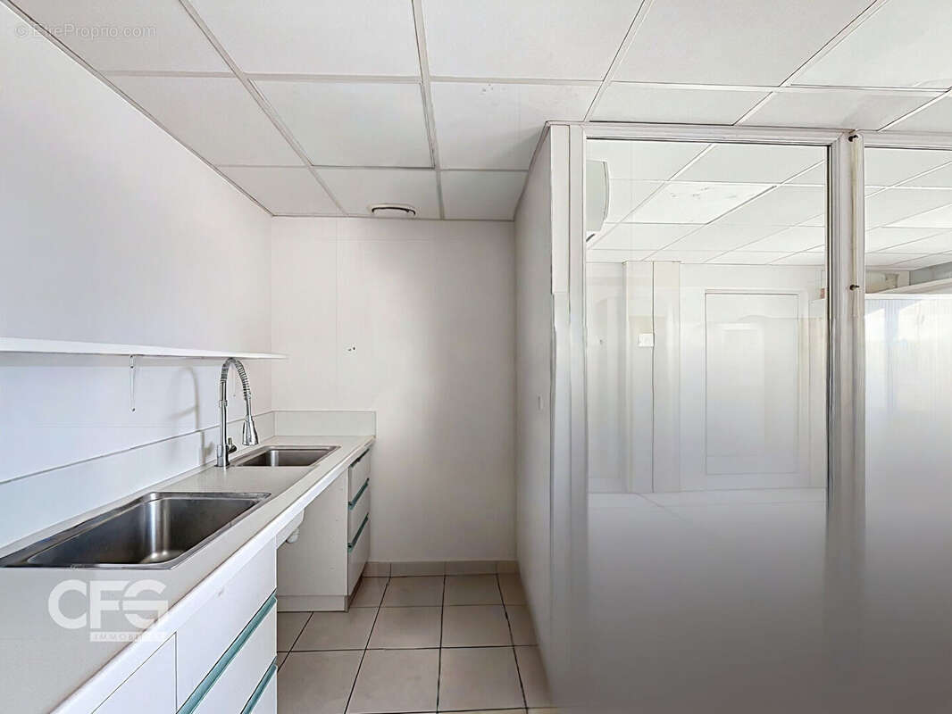 Commerce à GRESY-SUR-AIX