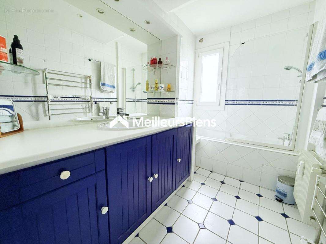 Appartement à MARGENCY
