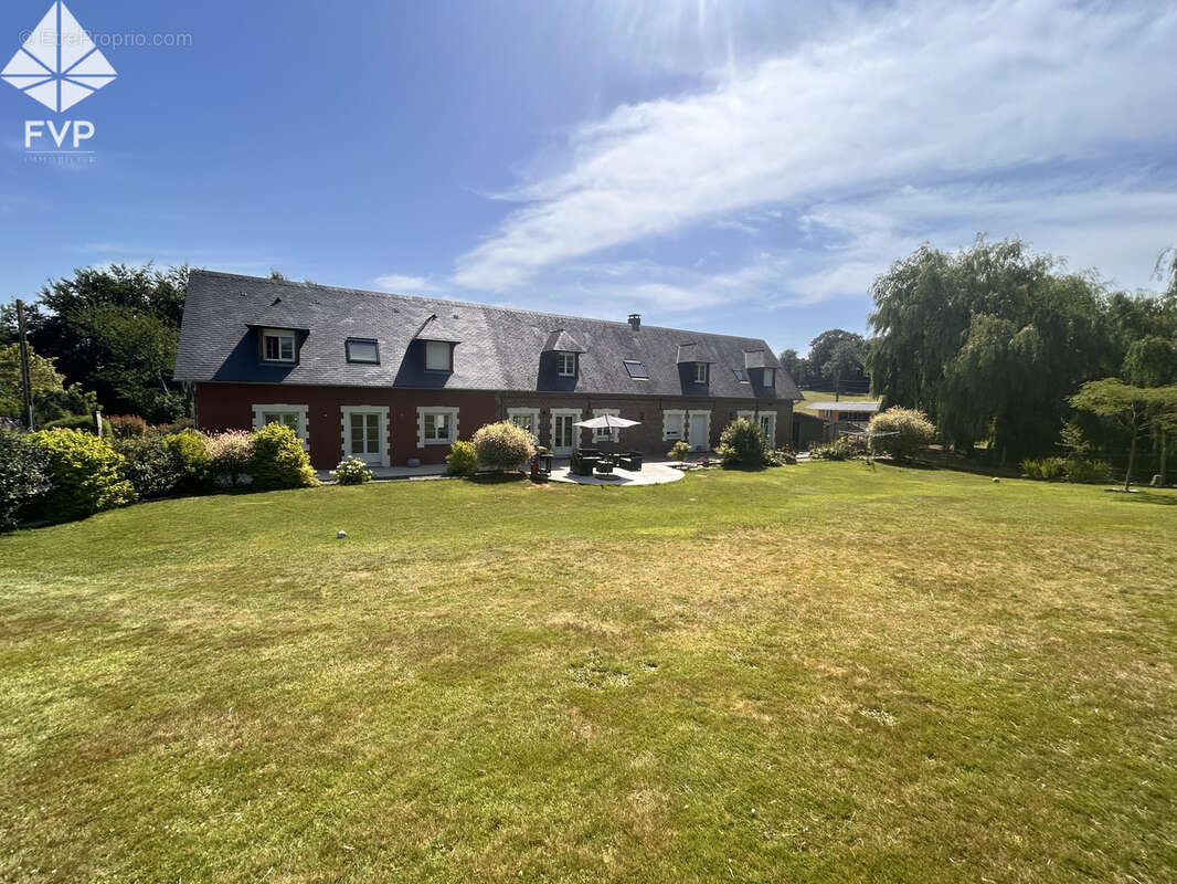 Maison à SAINT-VAAST-DIEPPEDALLE