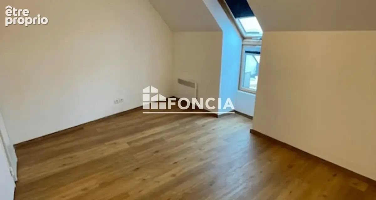 F3 à vendre – Balcon et 2 places de parking - photo 7