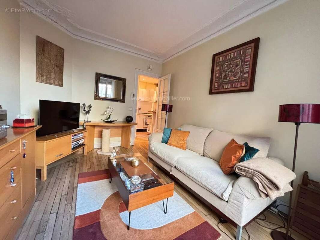 Appartement à PARIS-11E