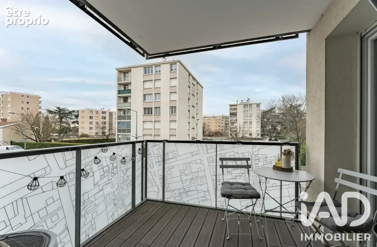 Photo 1 - Appartement à LYON-8E