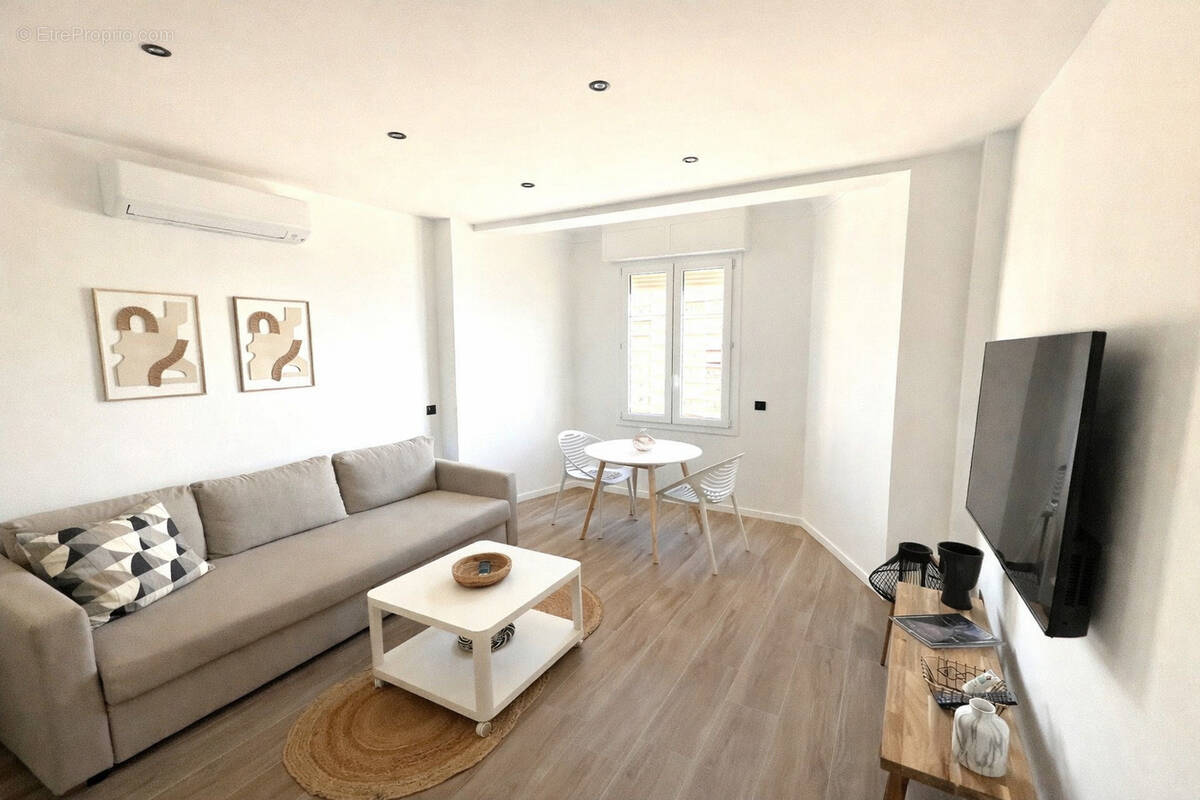 Appartement à BEAUSOLEIL