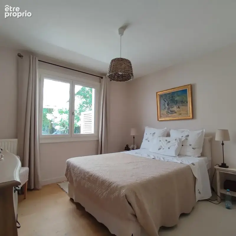 Maison offrant de belles prestations dans un cadre verdoyant et calme - photo 19