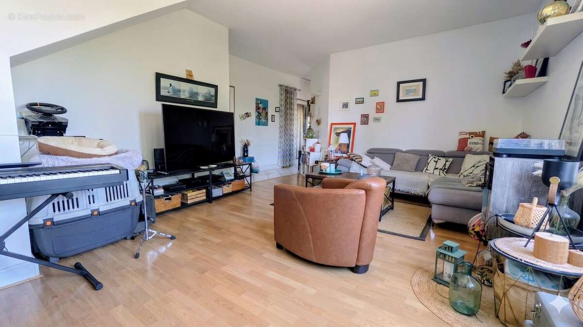 Maison 101 m² à Mions  - photo 7