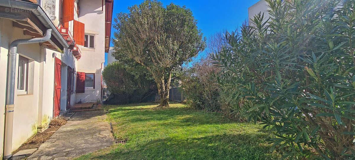 Photo 2 - Appartement à BAYONNE