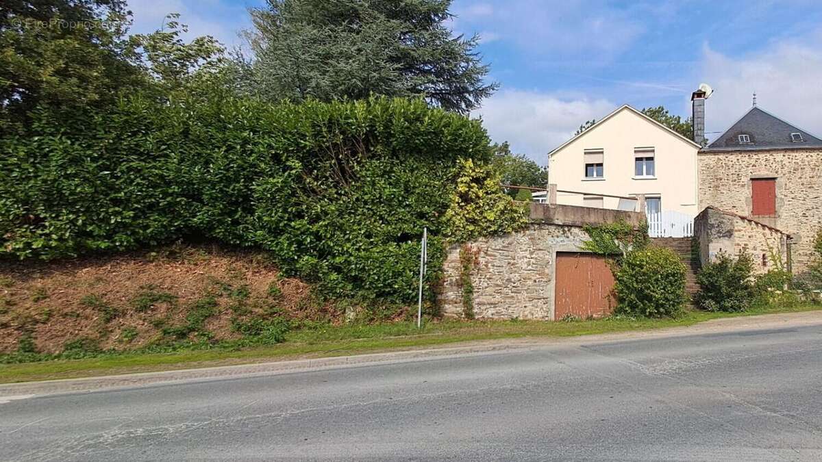 Maison à LA CHATAIGNERAIE