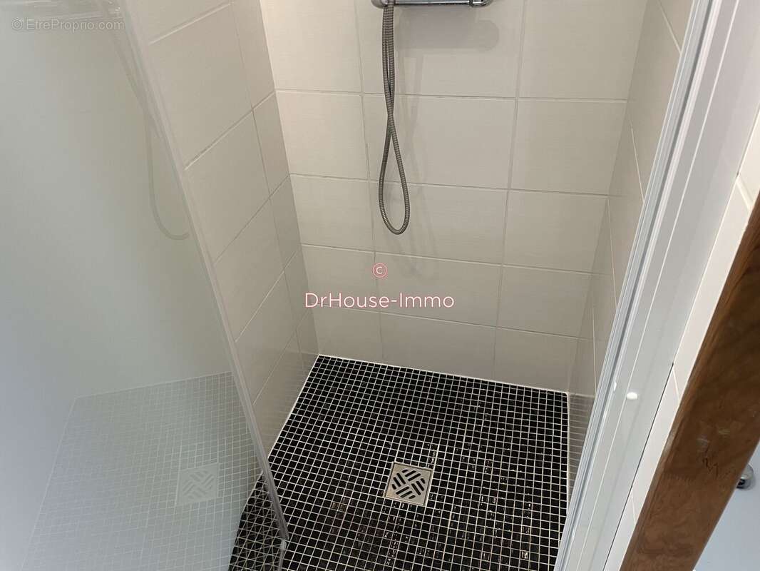 Maison 80 m² à Jarnac  - photo 17