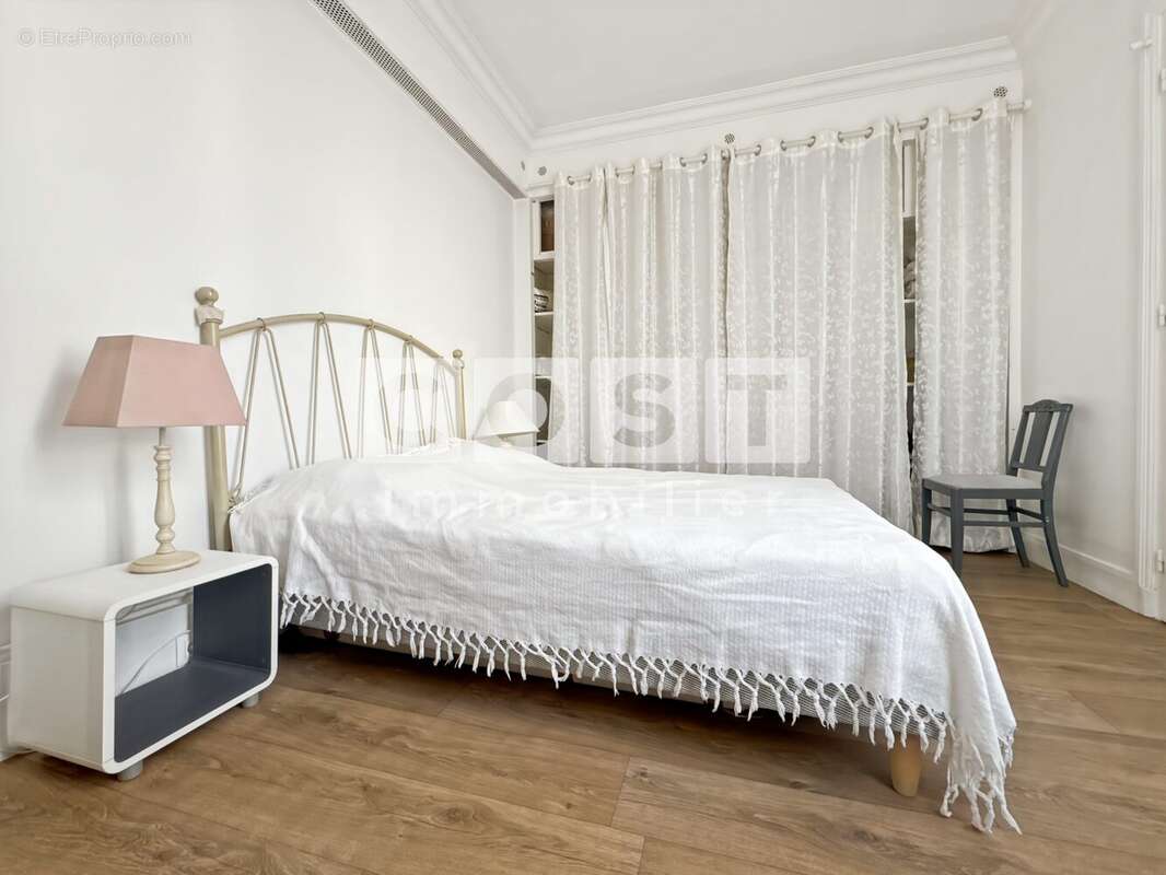 Appartement à COLOMBES