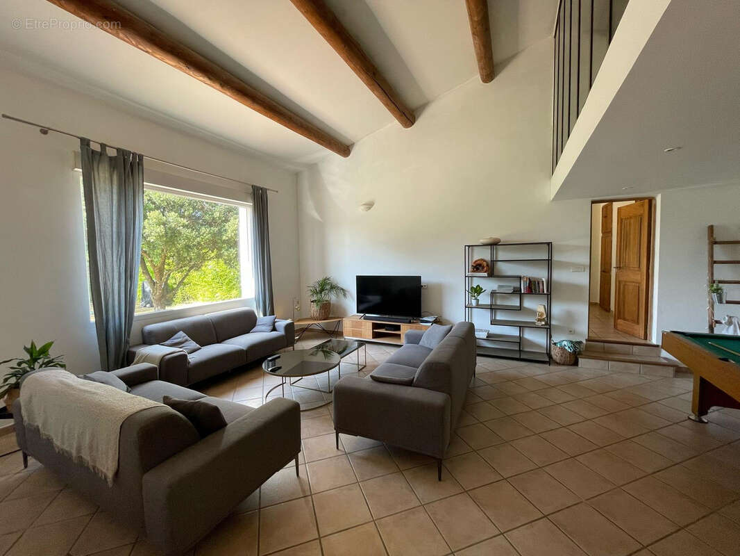 Maison à PIOLENC