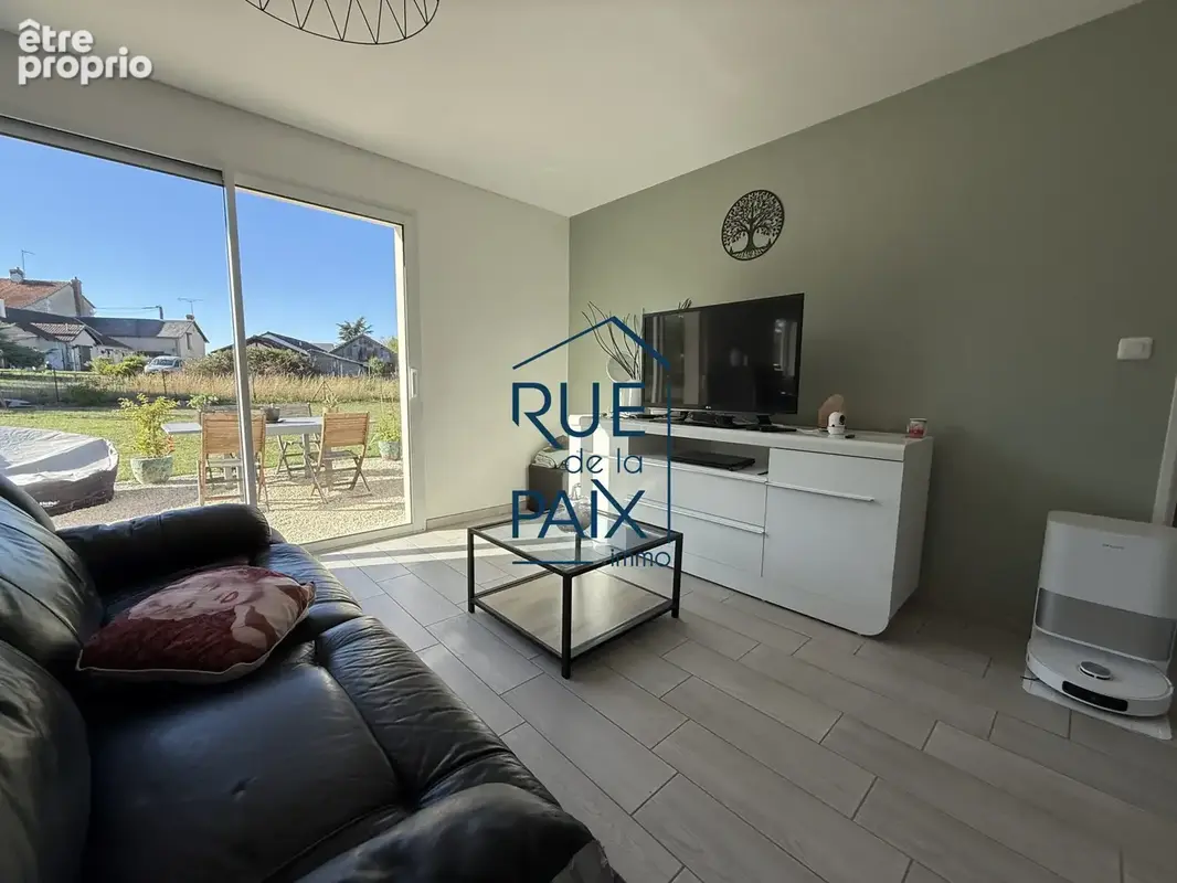 Maison 4 pièces 102 m² à vendre à Leigne-Sur-Usseau (86230) - photo 3