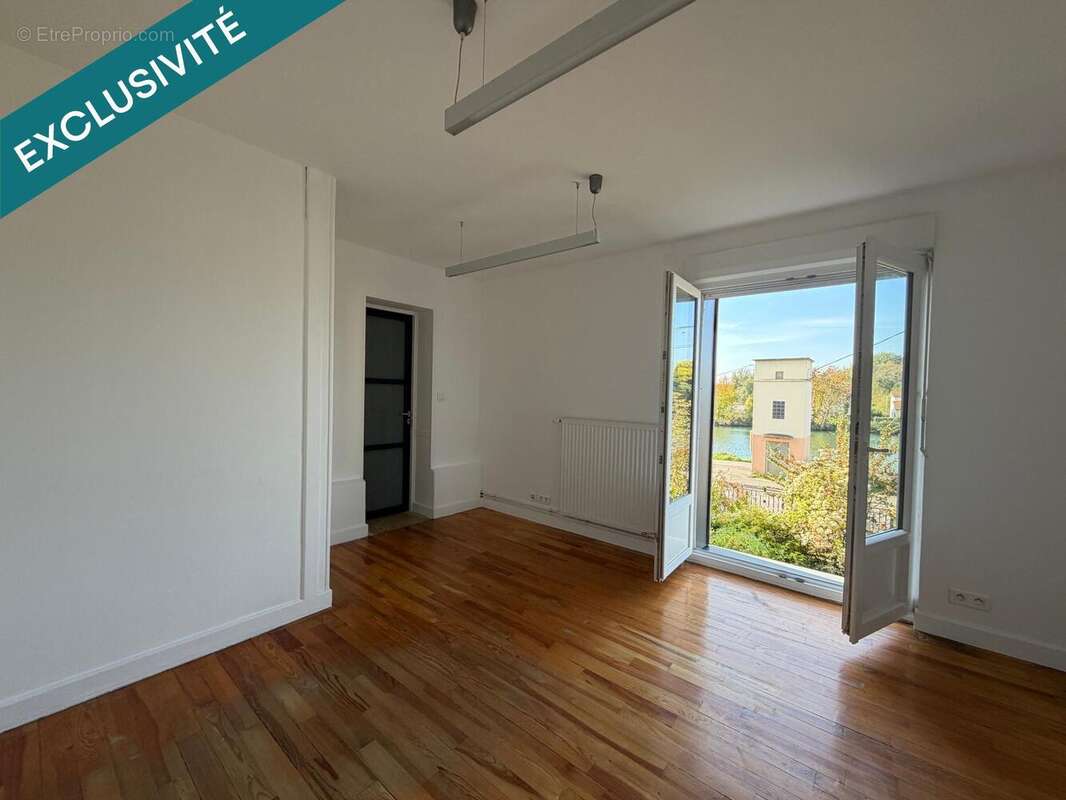 Photo 6 - Appartement à BELLEVILLE-SUR-MEUSE