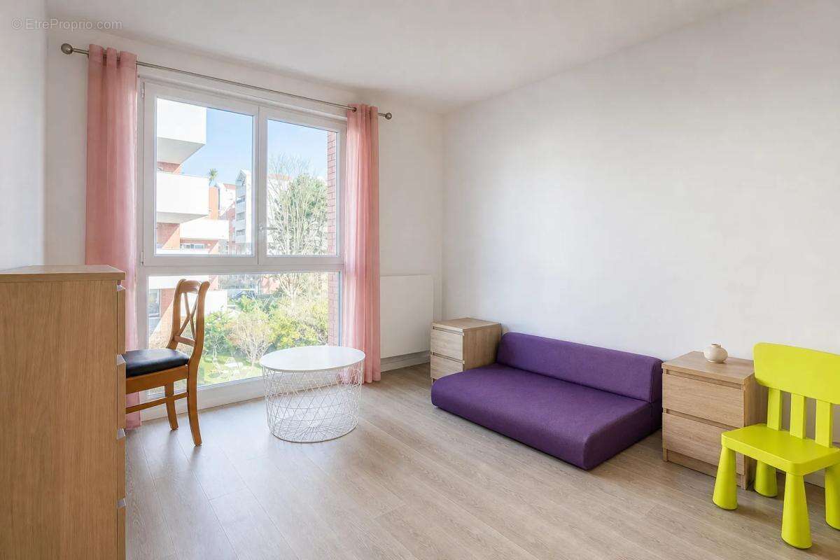 Appartement 3 pièces de 62 m2 en vente à Neuilly-sur-Marne - Idéal pour primo accédant ou petits ménages - photo 7
