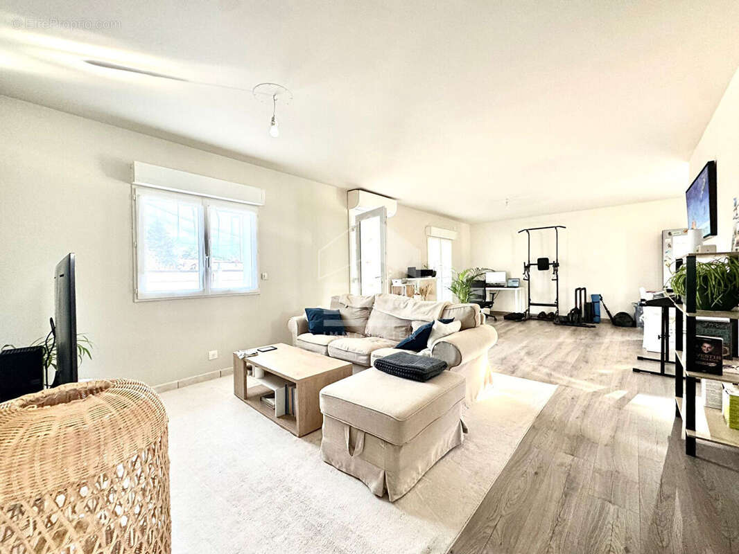 Maison à GUJAN-MESTRAS