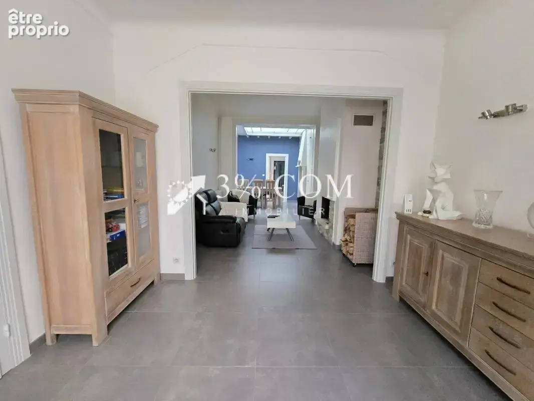 Maison semi-ndividuelle avec 4 chambres, un garage et un gra - photo 5