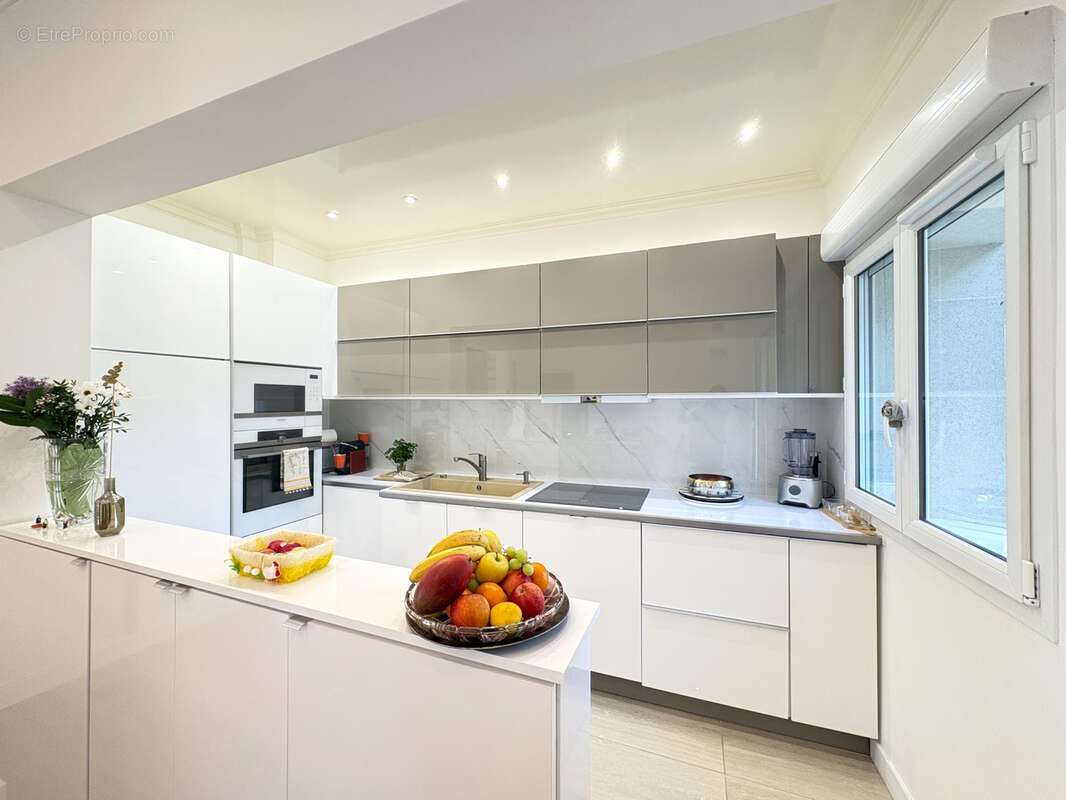 Maison à CHENNEVIERES-SUR-MARNE